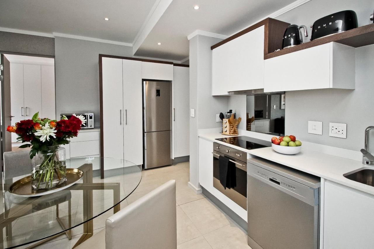 Sandton Apartment 15 West Road South Joanesburgo Exterior foto